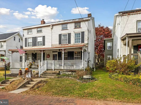 1325 W Strasburg Rd, West Chester, PA 19382