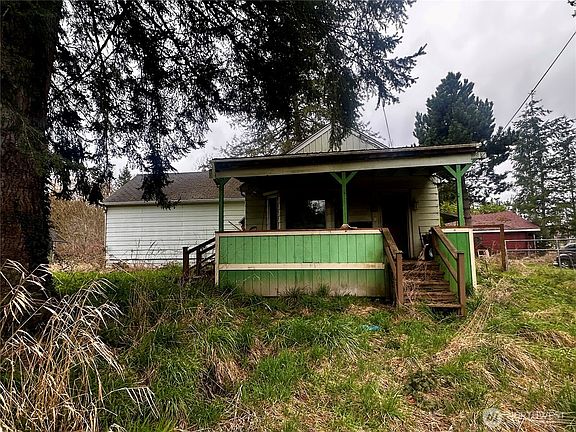 3rd image of 410 99th Avenue SE