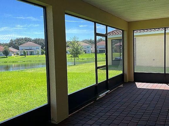 4th image of 3908 Carrick Bend Dr