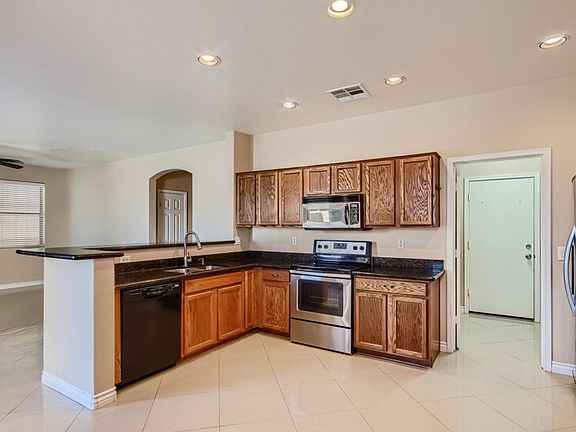 3rd image of 20563 N Marquez Dr