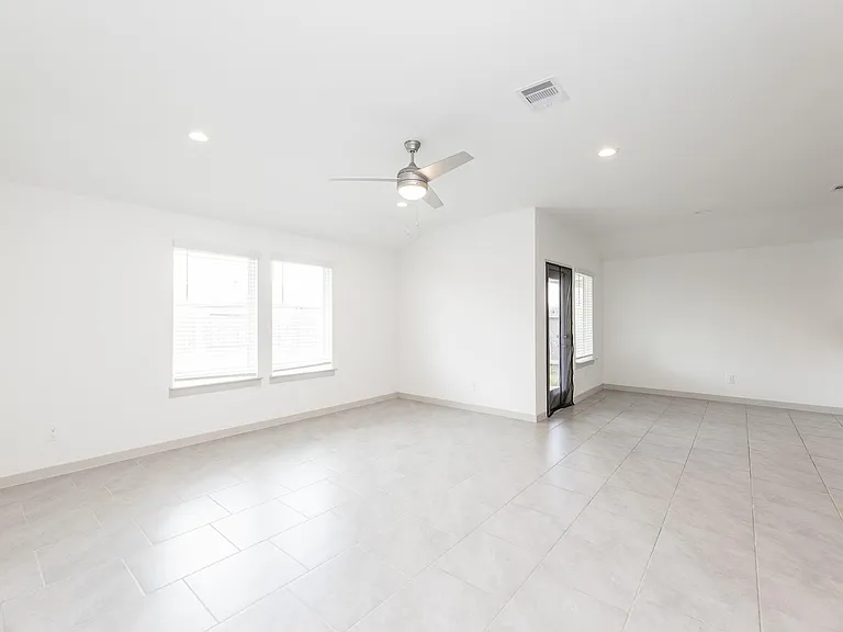 28926 Yachting Point Ln — Photo 13