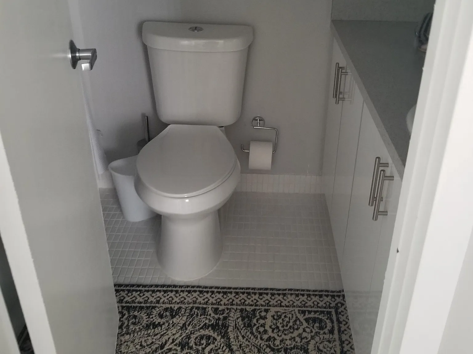 1 bed, 1.5 bath, 690 sqft, $1,890 — Photo 4