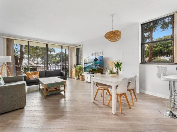 1470 NE 123rd St #A116, North Miami, FL 33161