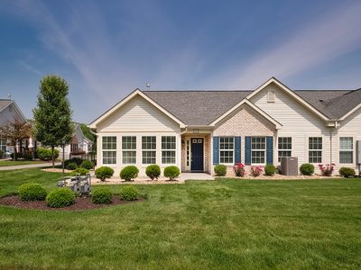 2001 Yorkshire Way, Zelienople, PA, 16063