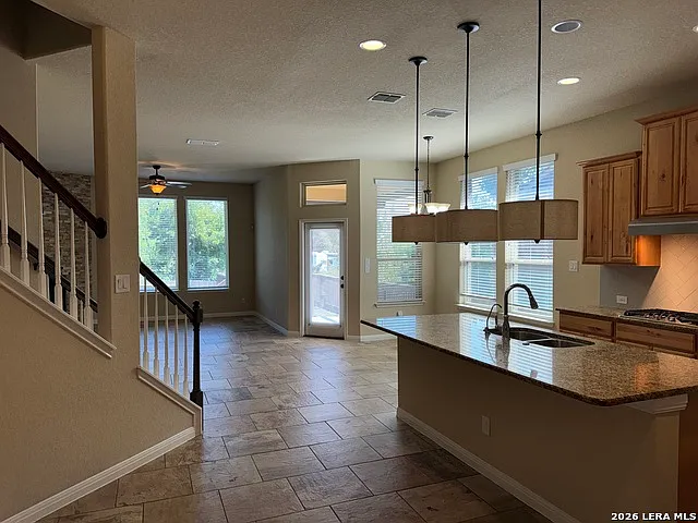 5 bed, 3.5 bath, 2782 sqft, $3,000 — Photo 4