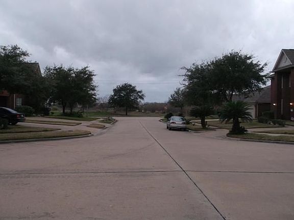 3rd image of 12803 Hubers Ct