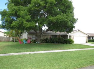 8330 Theresa Rd, Boynton Beach, FL 33472