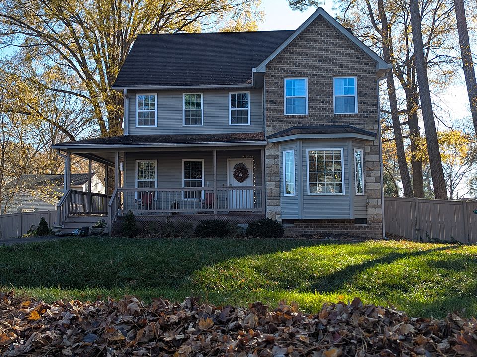 1st image of 1015 Sibley Ave