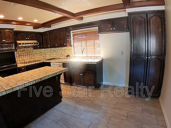 3rd image of 81018 Freeport Blvd #A1