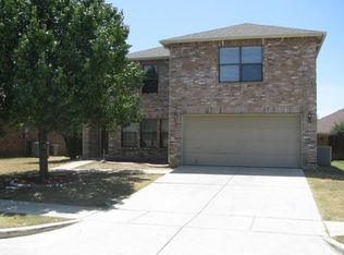 5208 Dillon Cir, Haltom City, TX 76137