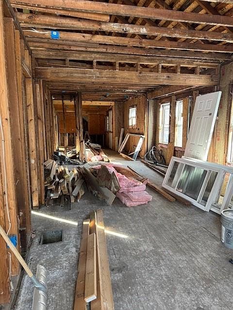 2nd image of 4111 Park Ave