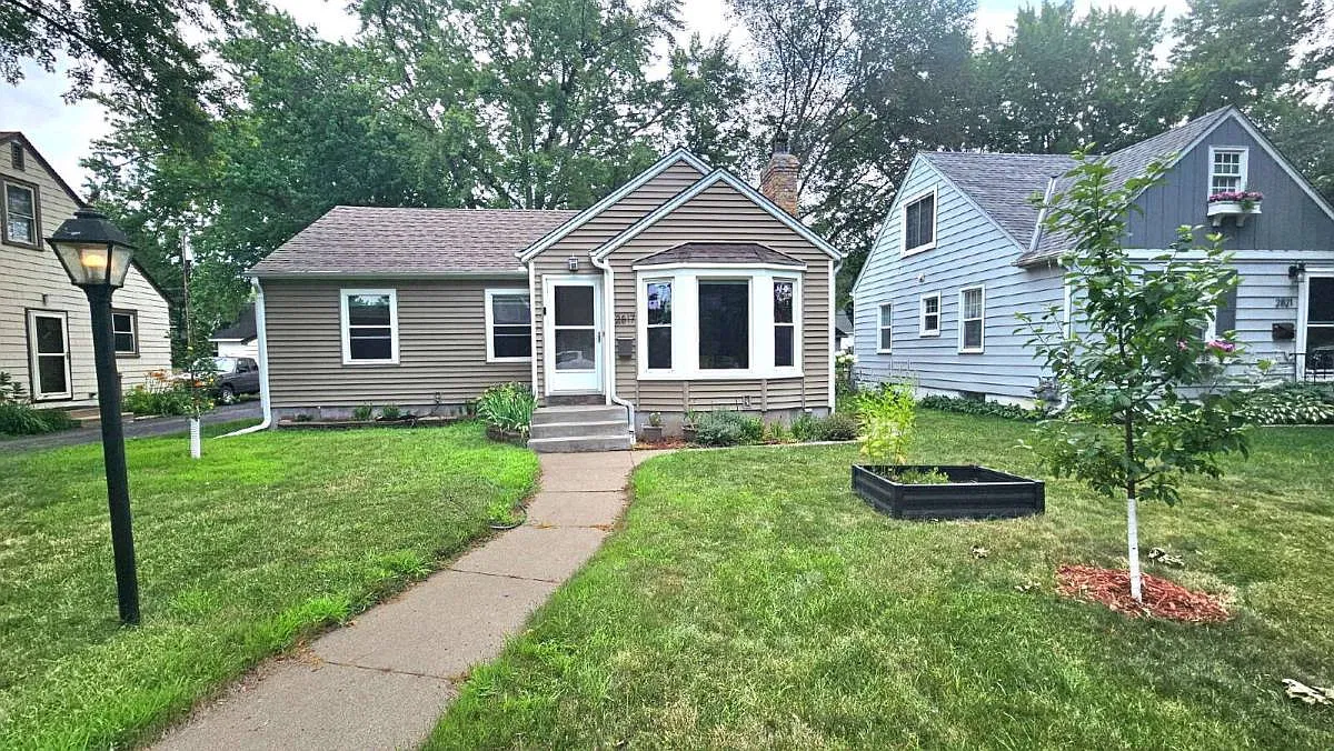 2817 Idaho Ave S in Minneapolis, MN 55426 — Photo 1