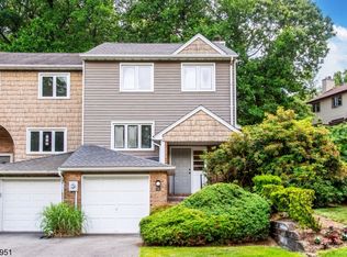 191 Patriots Rd, Morris Plains, NJ 07950