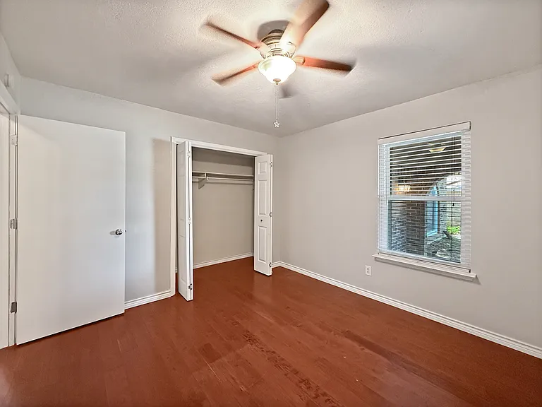 6251 Shirley Dr — Photo 21