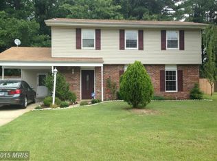 745 University Dr, Waldorf, MD 20602