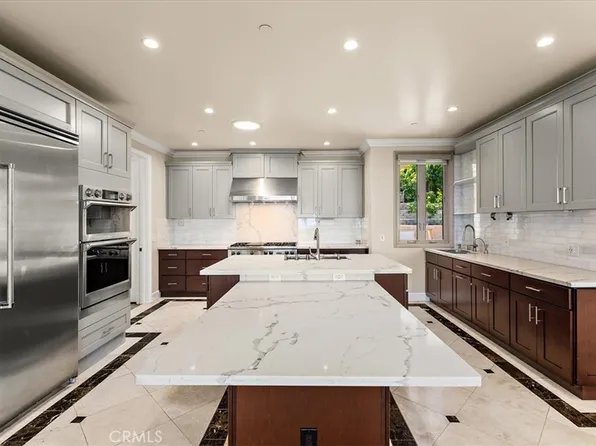 2 Stallion Rd, Rancho Palos Verdes, CA 90275