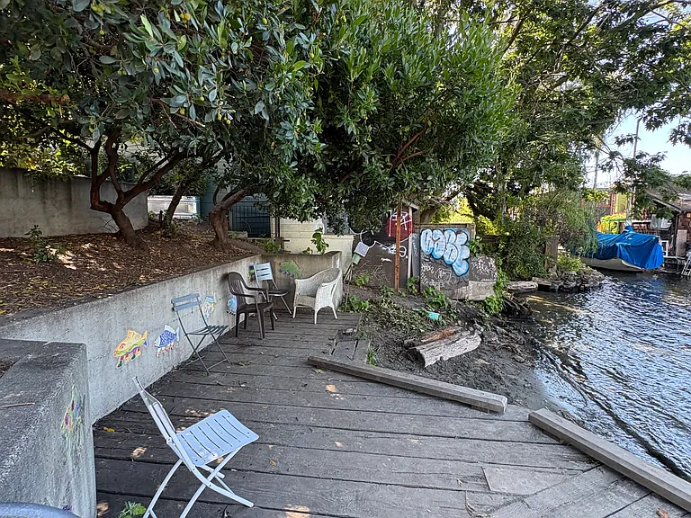 2345 Minor Ave E #3 — Photo 24
