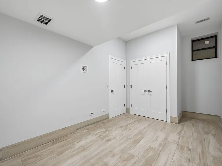 1827 N California Ave #1 — Photo 21