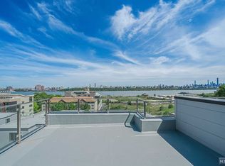 154A Undercliff Ave UNIT B, Edgewater, NJ 07020
