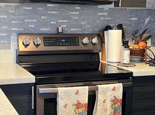 98-229 Hekaha St, Aiea, HI 96701