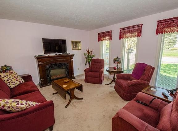 4th image of 4044 Kennedy Dr