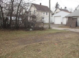 2507 W 1st St #1, Duluth, MN 55806