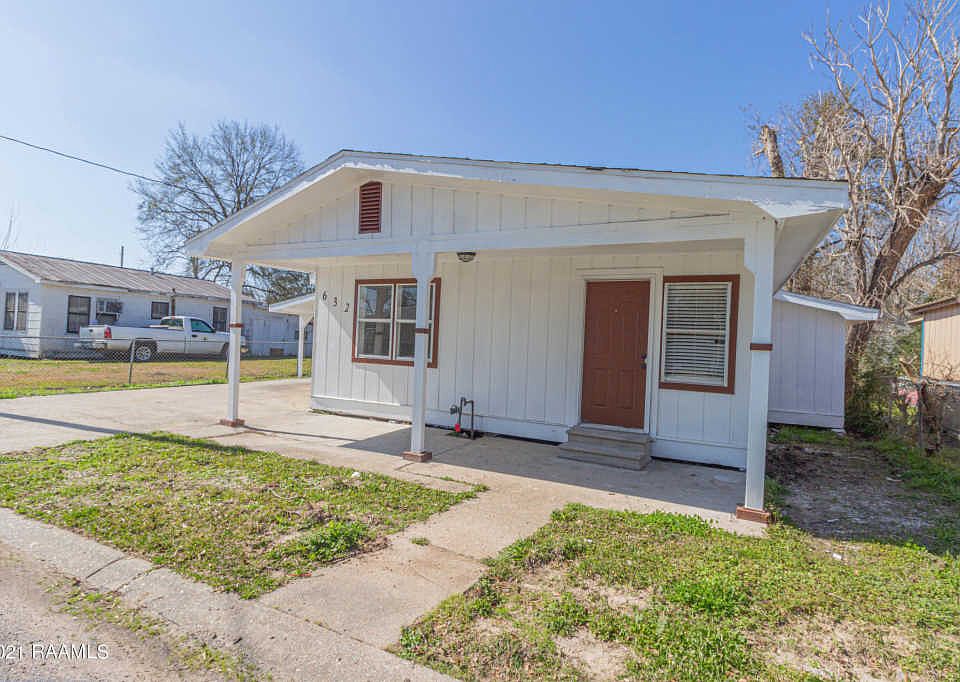 1st image of 632 Pamella St