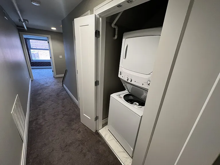 31 Barker St #1 — Photo 20