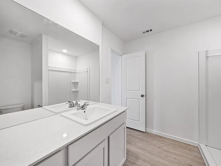 241 Tahoe Ave — Photo 6