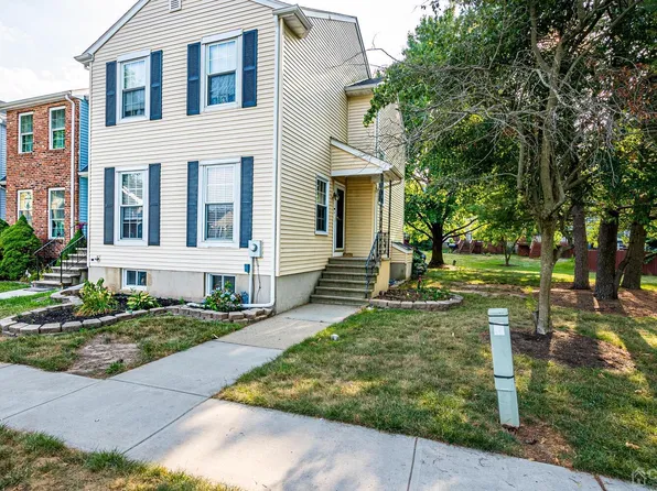 1 Delikat Ln, Sayreville, NJ 08872