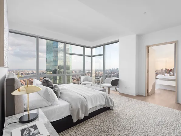 23 East 22nd Street image 19 of 30