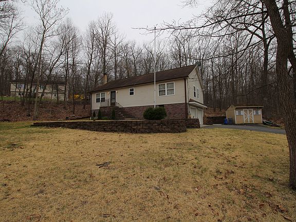 3rd image of 8 Black Bear Dr