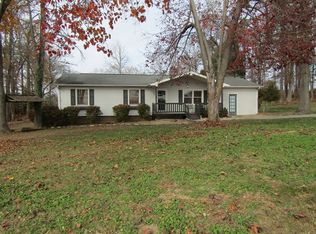 326 Countryside Rd, Kings Mountain, NC 28086