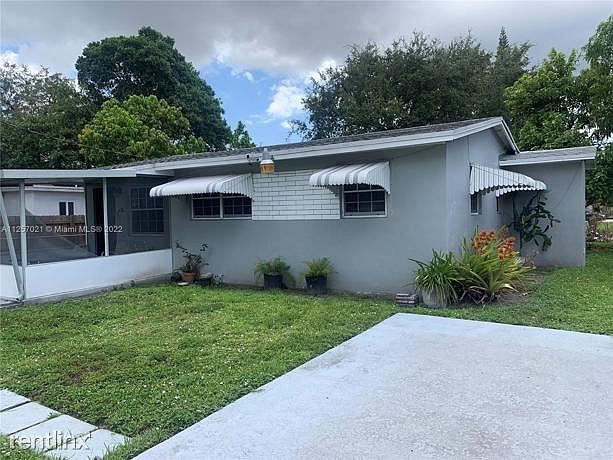 1st image of 3026R NW 51st Ter