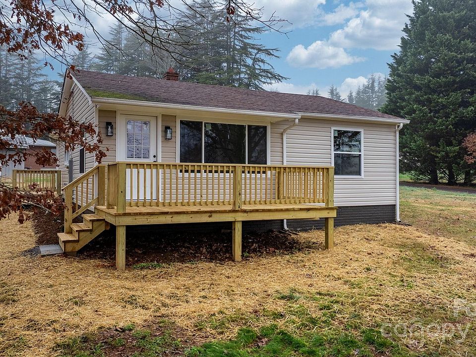 1st image of 4196 Fairview Hills Dr