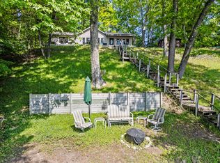 9898 S Pritchard Dr, Stanwood, MI 49346