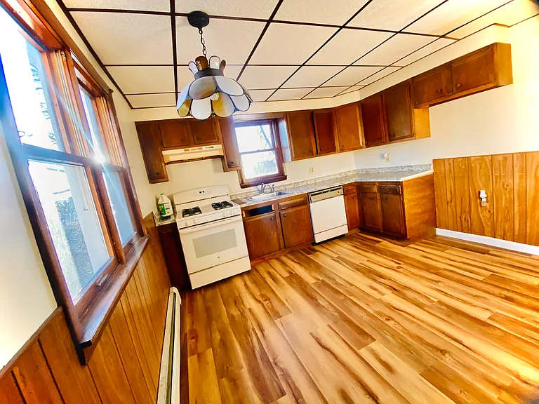 82 Lincoln Ave #2 — Photo 15