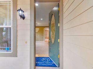 1101 Rochioli Dr, Windsor, CA 95492