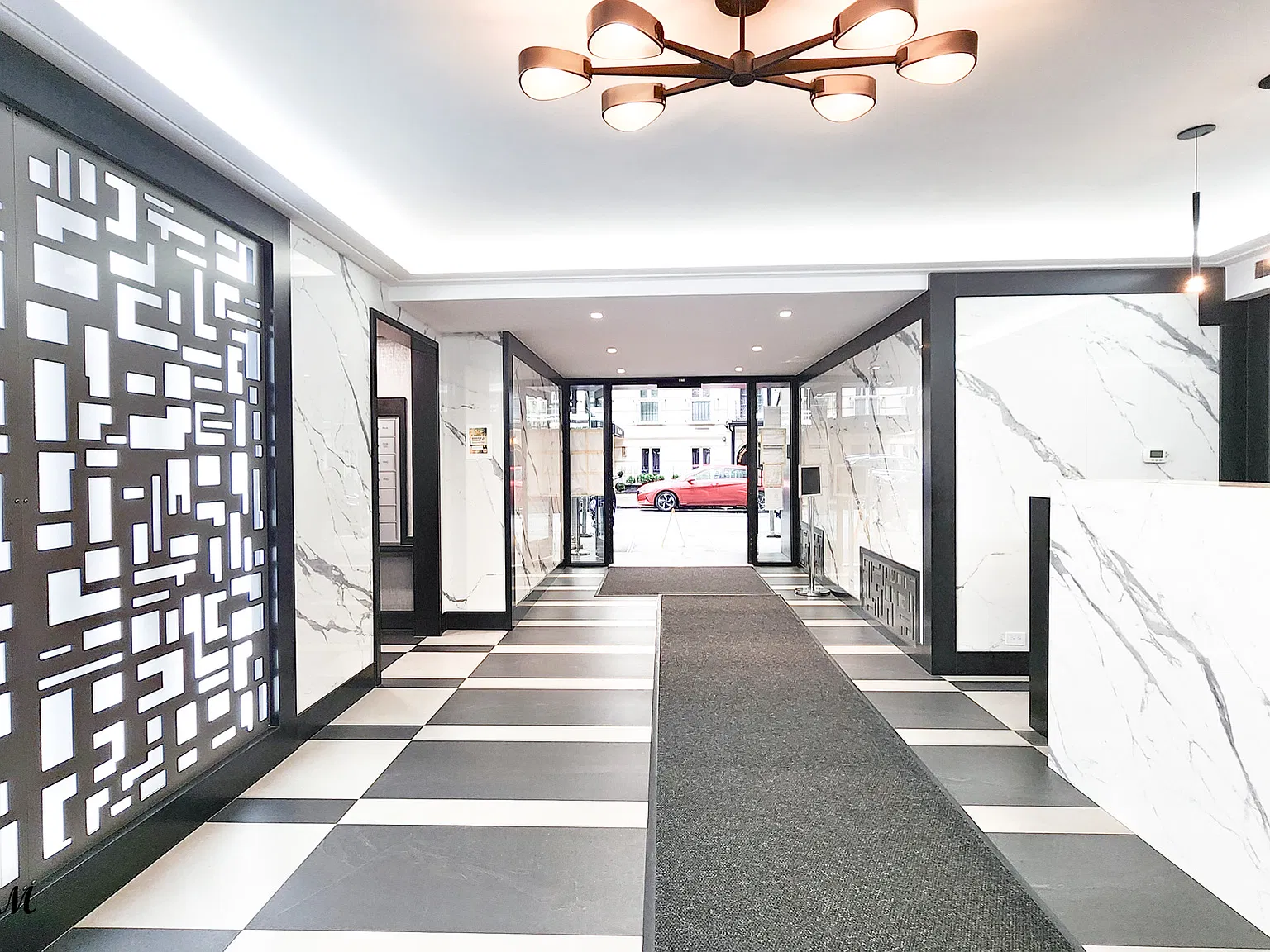 20 Beekman Pl — Photo 2