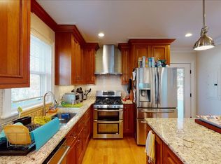 7 Acron Rd #1, Brookline, MA 02445