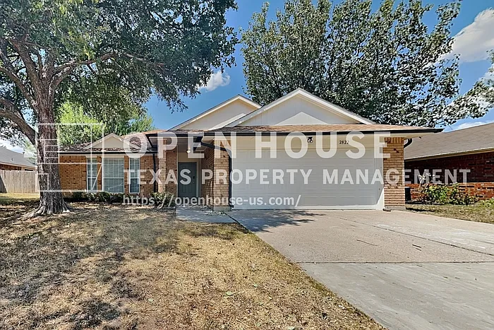 2822 White Oak Dr