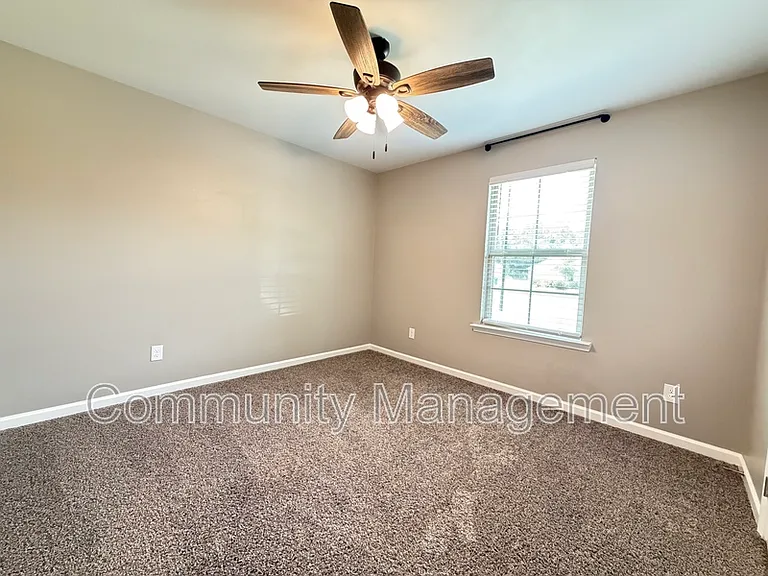 30891 Clearview Ct — Photo 12