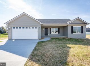83 W Wanda St, Stanley, VA 22851