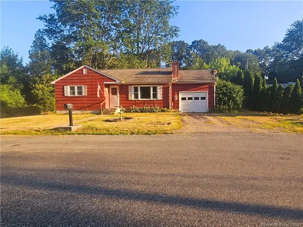 34 Fairview Avenue, Griswold, CT 06351