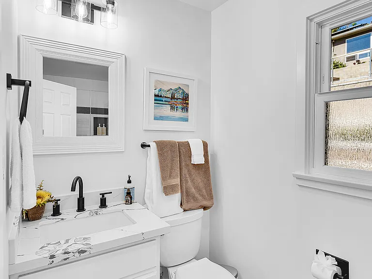 1948 Sunset Dr — Photo 40