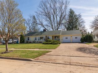 1916 Banbury Rd, Kalamazoo, MI 49001