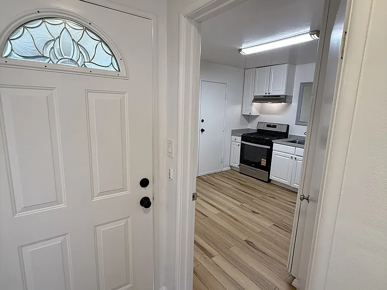 85 Citrus Ave #5 — Photo 14
