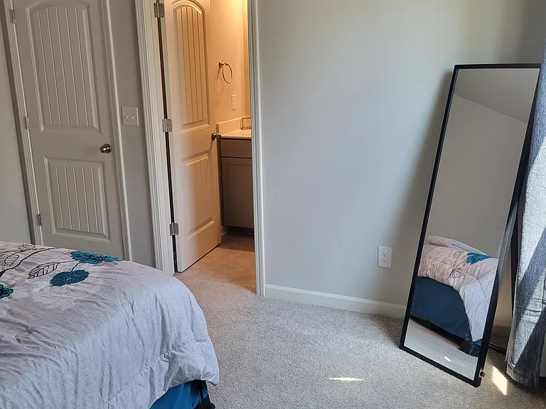 121 Garnet Dr — Photo 4