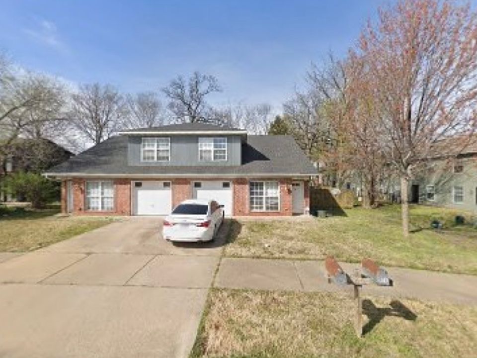 1st image of 918 W Holly St