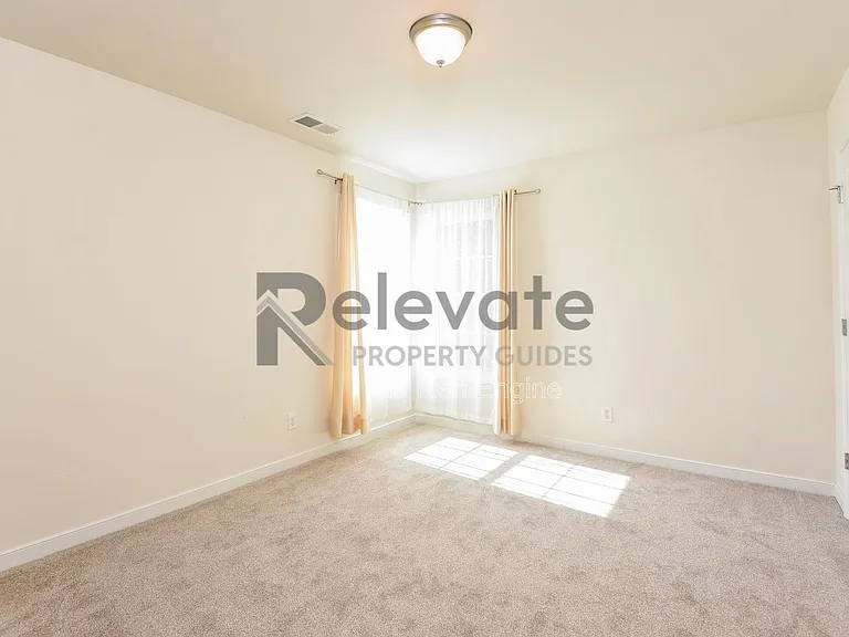 2913 Bayfront Way — Photo 13